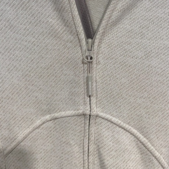 Mondetta HOODIE WITH EMBROIDERY ON HOOD. Size small - Picture 2 of 6